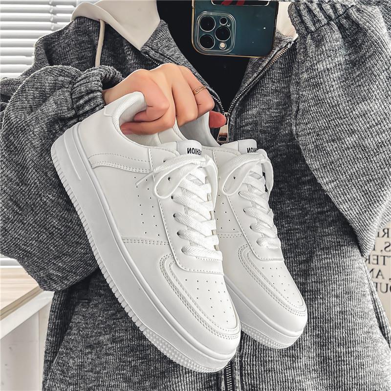 2025 Autumn Men’s White Breathable Casual Sneakers